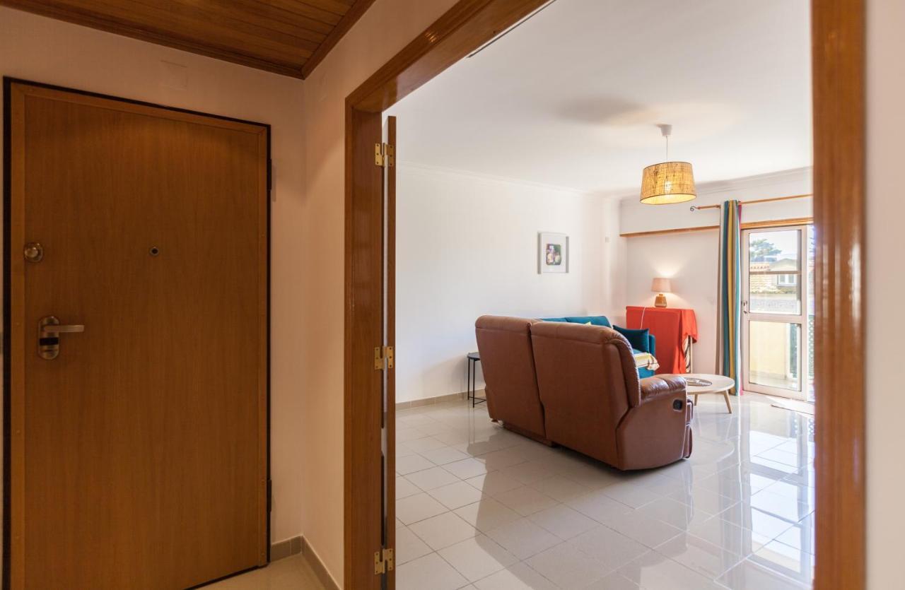 Flh Parede Family Flat With Balcony Bagian luar foto