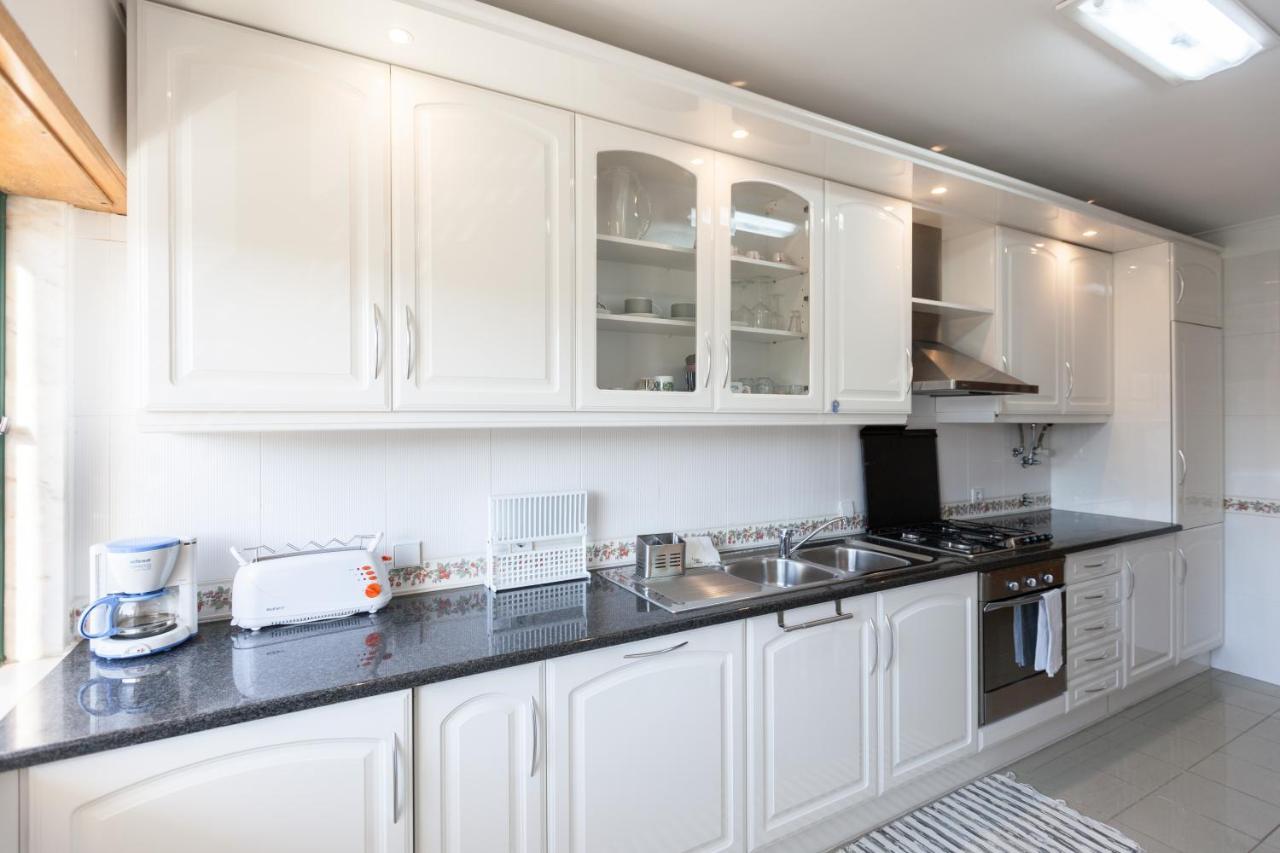 Flh Parede Family Flat With Balcony Bagian luar foto